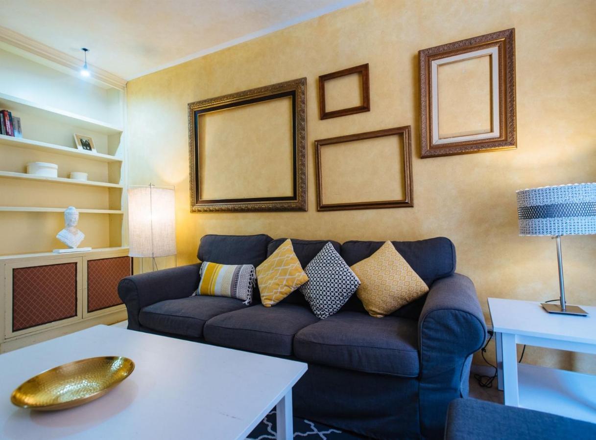 Pajaritos Suite Apartment - Private Parking Included Seville Exterior photo