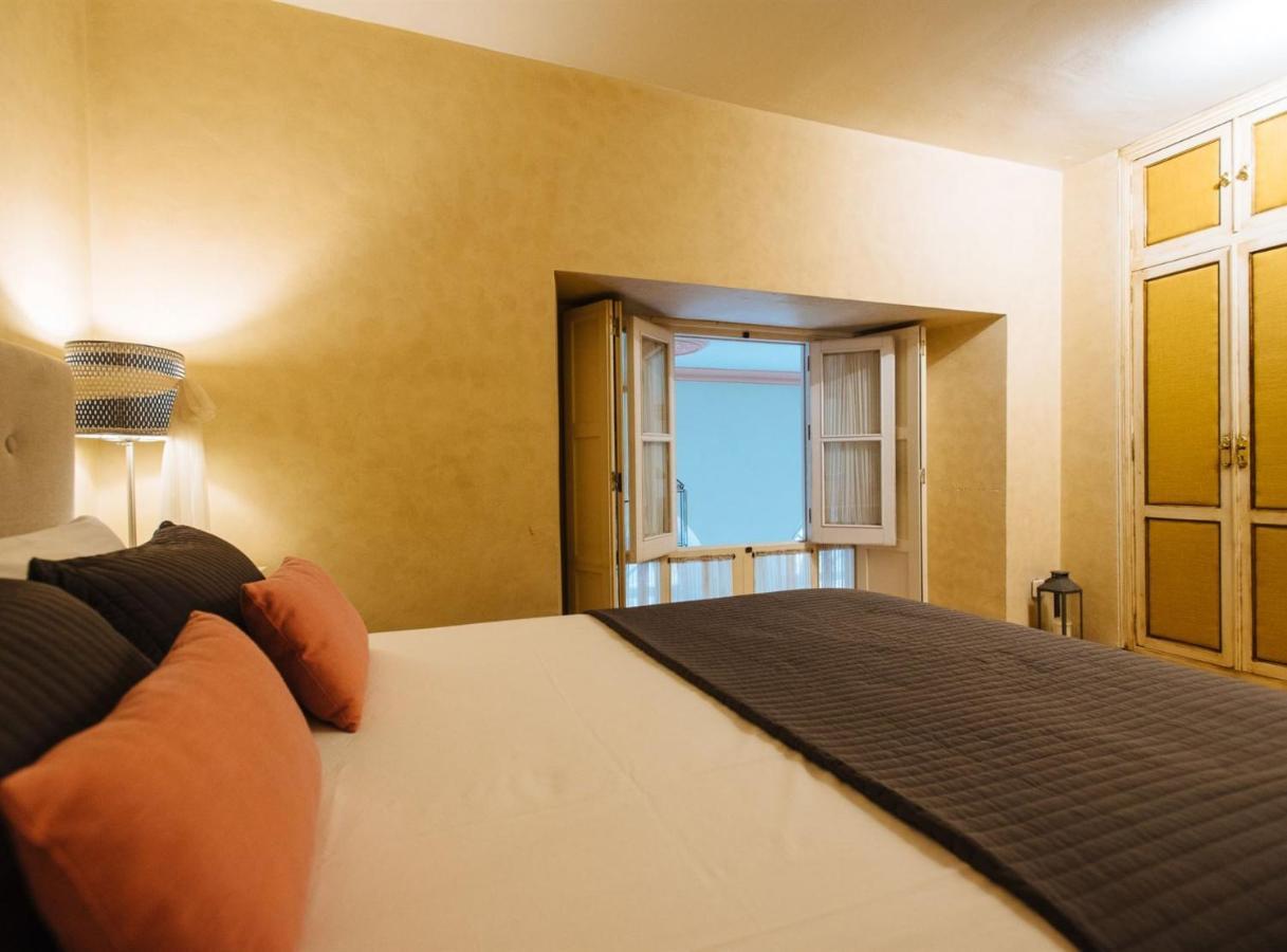 Pajaritos Suite Apartment - Private Parking Included Seville Exterior photo